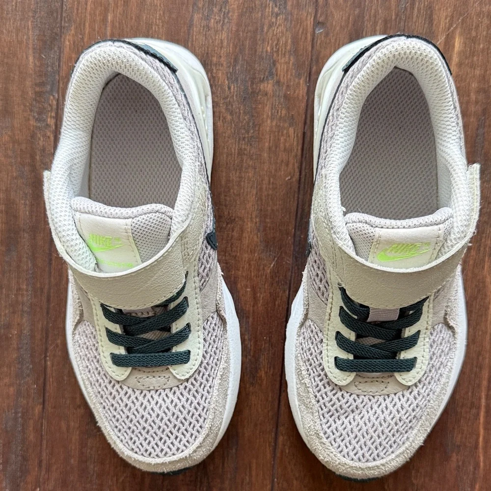 Nike Kids Sneakers Size 11C - Picture 4 of 9